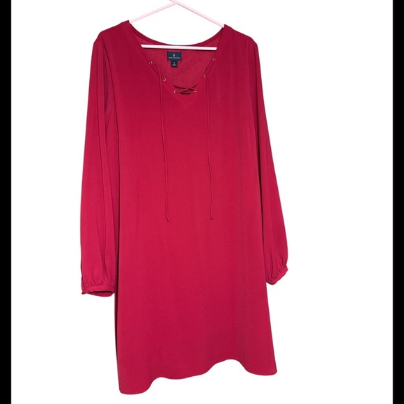 Worthington Red Long Sleeve Vneck Mid length dress Size Medium - Picture 2 of 5